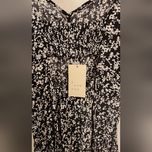 Floral Crepe Flutter Short Sleeve Midi Dress - A New Day - Picture 5 of 6